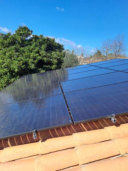 Réalisation d'une installation photovoltaïque sur Cassis